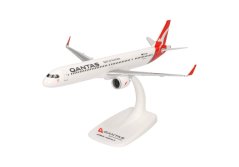 Airbus A321XLR Qantas VH-OGA;  1:200