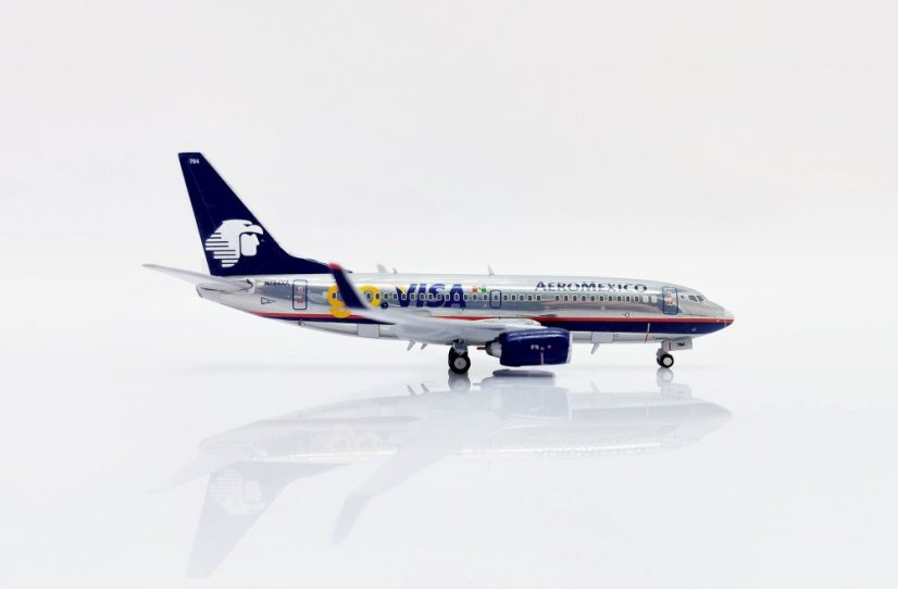 Boeing 737-700 Aeromexico N784XA "GO VISA" livery (Polished);  1:400