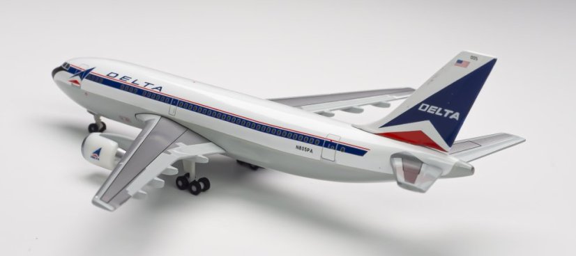 Airbus A310-300 Delta Air Lines N805PA se stojánkem;  1:500