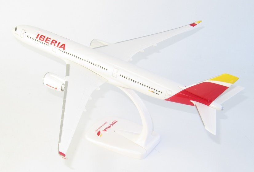 Airbus A350-900 Iberia EC-MXV;  1:200