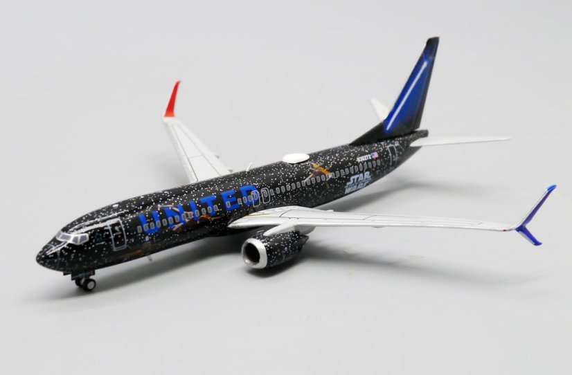Boeing 737-800 United Airlines N36272 "Star Wars" livery;  1:400