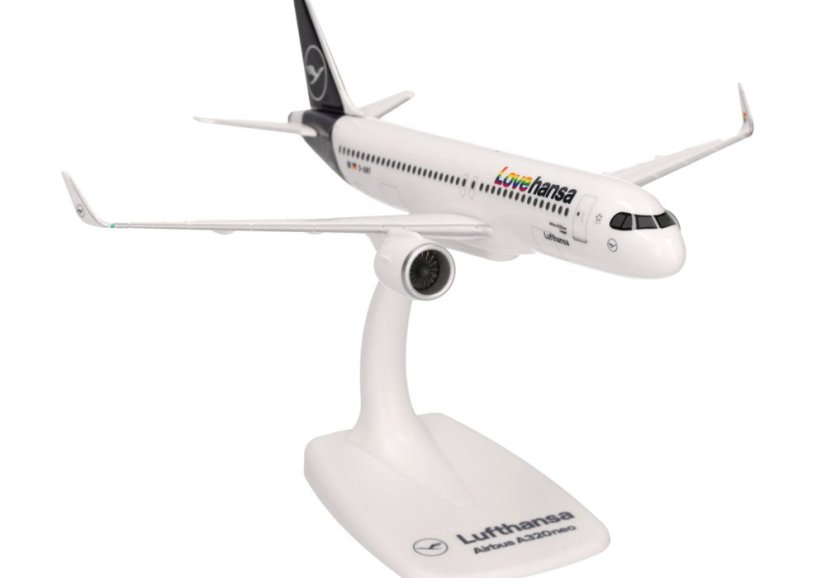 Airbus A320neo Lufthansa D-AINY "Lovehansa" livery;  1:200