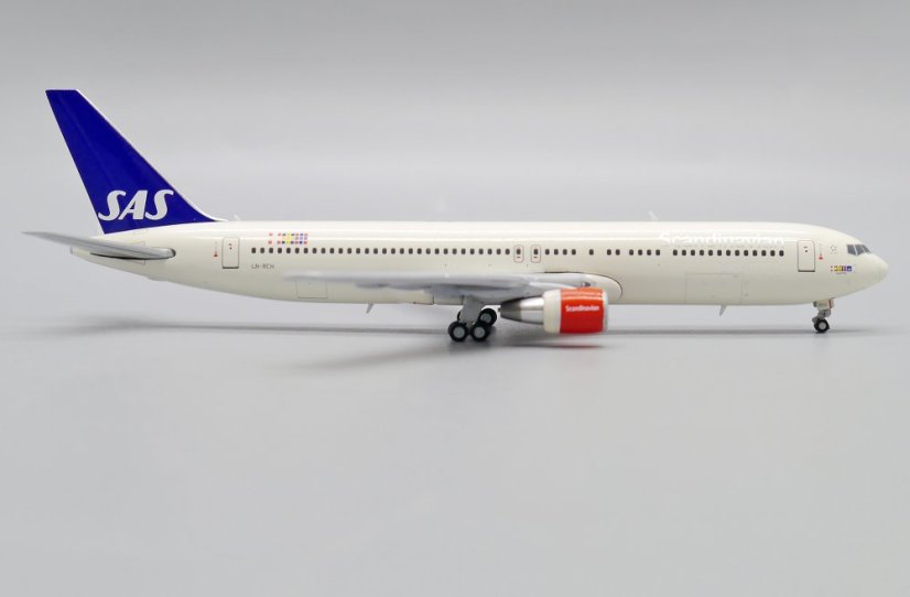 XX40030 03