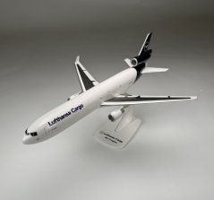 McDonnell Douglas MD11F Lufthansa Cargo D-ALCD;  1:200