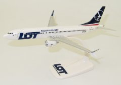 Boeing 737 MAX 8 SP-LVA LOT Polish Airlines;  1:200