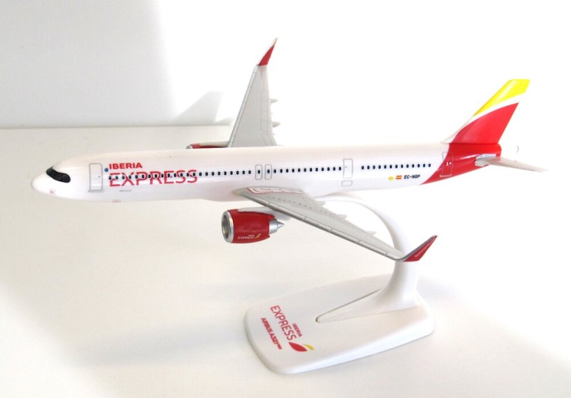 Airbus A321neo Iberia Express EC-NGP;  1:200
