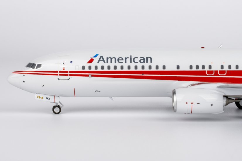 Boeing 737-800 American Airlines N915NN "TWA retro" livery;  1:200