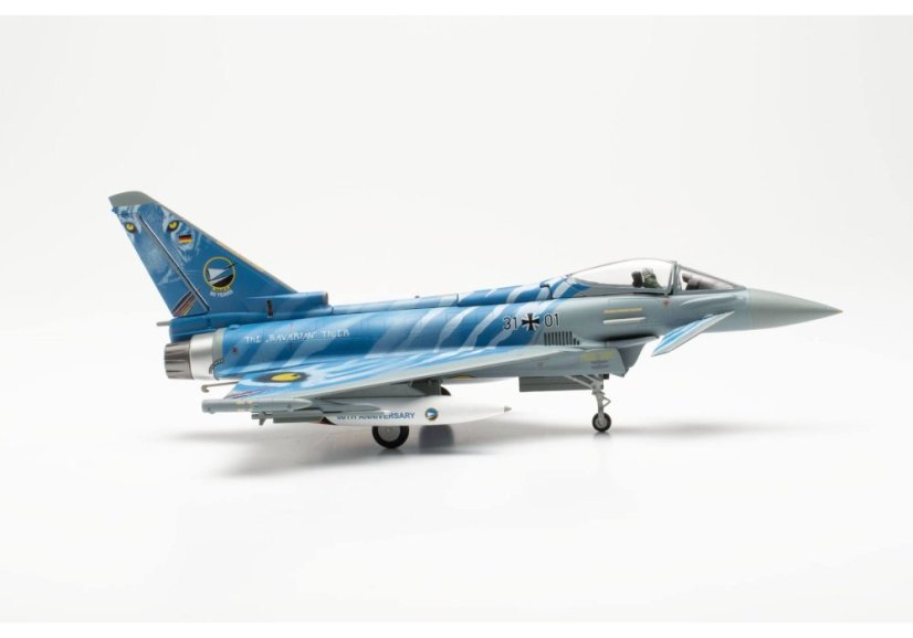 Luftwaffe Eurofighter 31+01 "The Bavarian Tigers" livery;  1:72