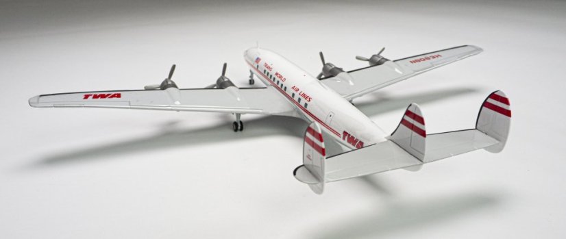Lockheed L-1649A Jetstream TWA N8083H;  1:200