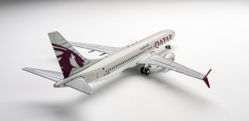 Boeing 737 MAX 8 Qatar Airways A7-BSC;  1:400