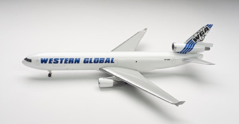 McDonnell Douglas MD11F Western Global Airlines N412SN;  1:500